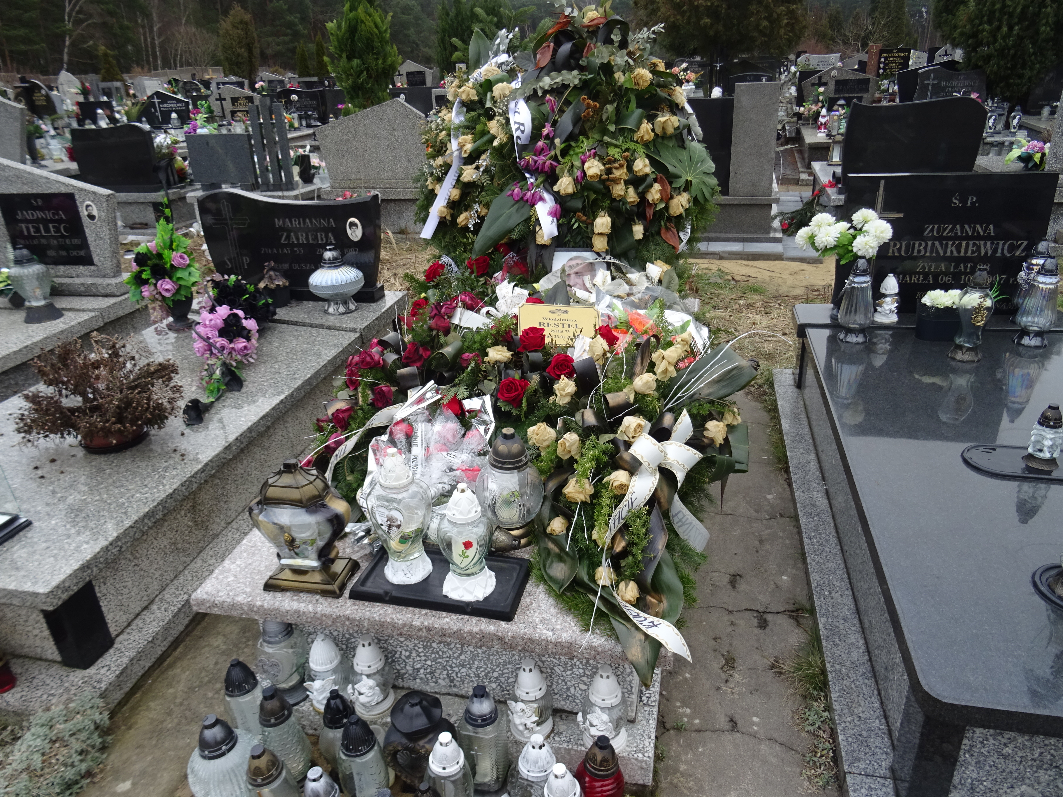 Grób Włodzimierz Restel