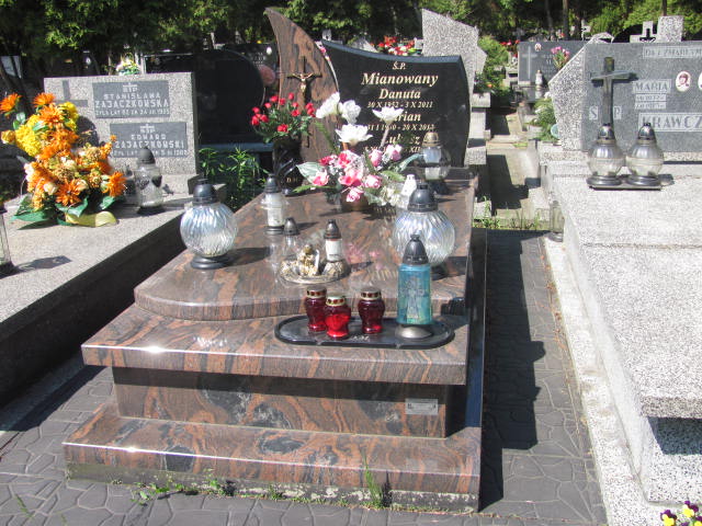 Grób Marian Mianowany