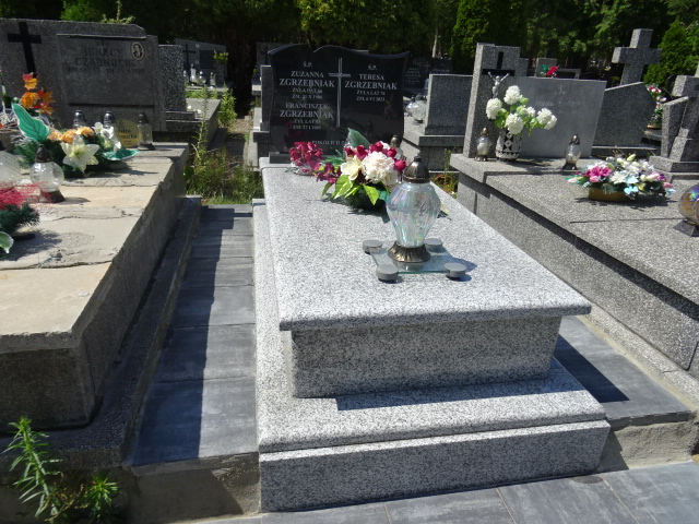 Grób Stanisław Zgrzebniak