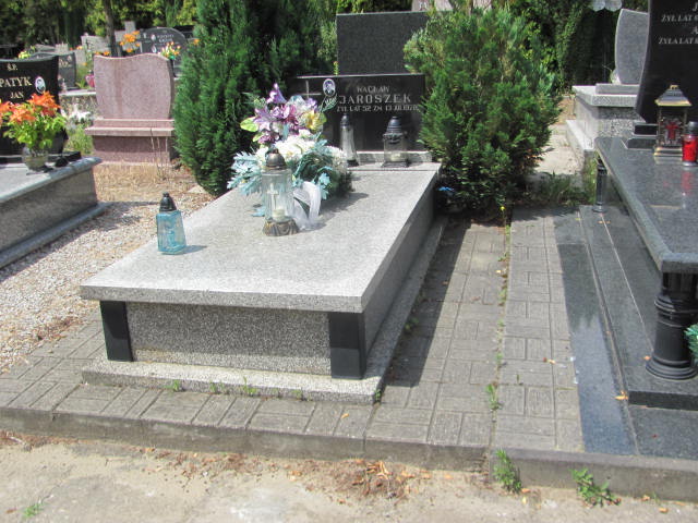 Grób Mirosław Jaroszek