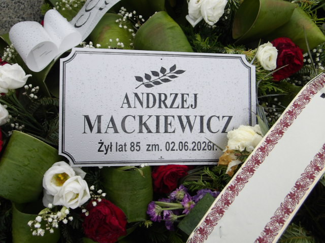 Grób Andrzej Mackiewicz