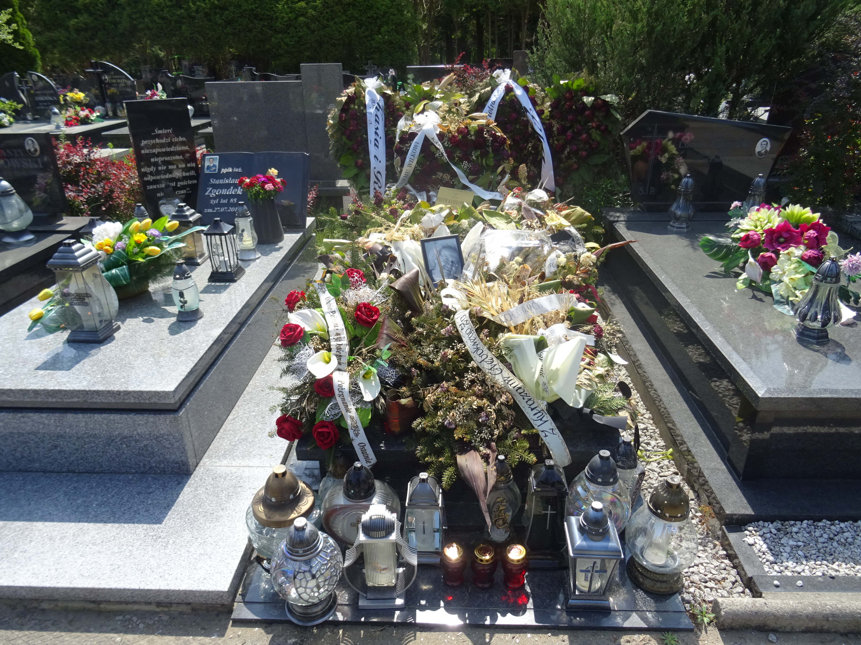 Grób Piotr Kozłowski