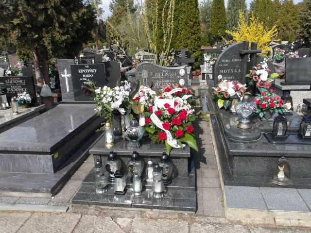 Grób Marek Zieliński