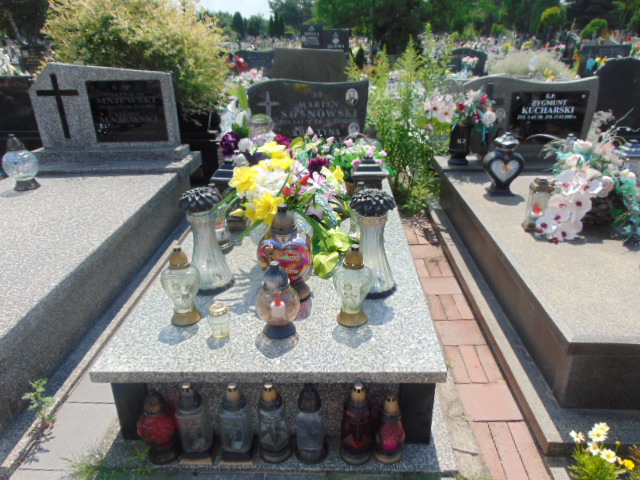 Grób Krystyna Sosnowska