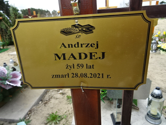 Grób Andrzej Madej